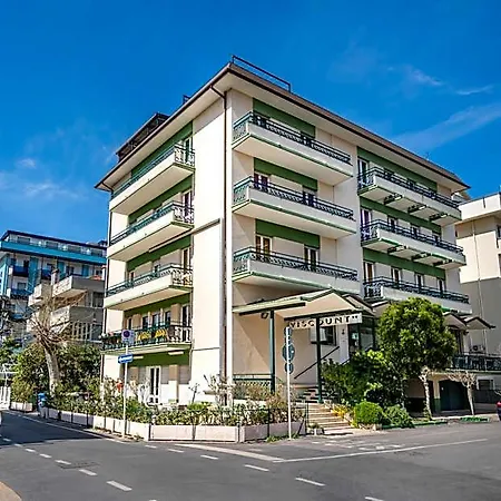 Viscount Hotel 2*